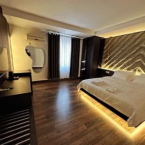 Tirana Central Rooms Affittacamere Tirana